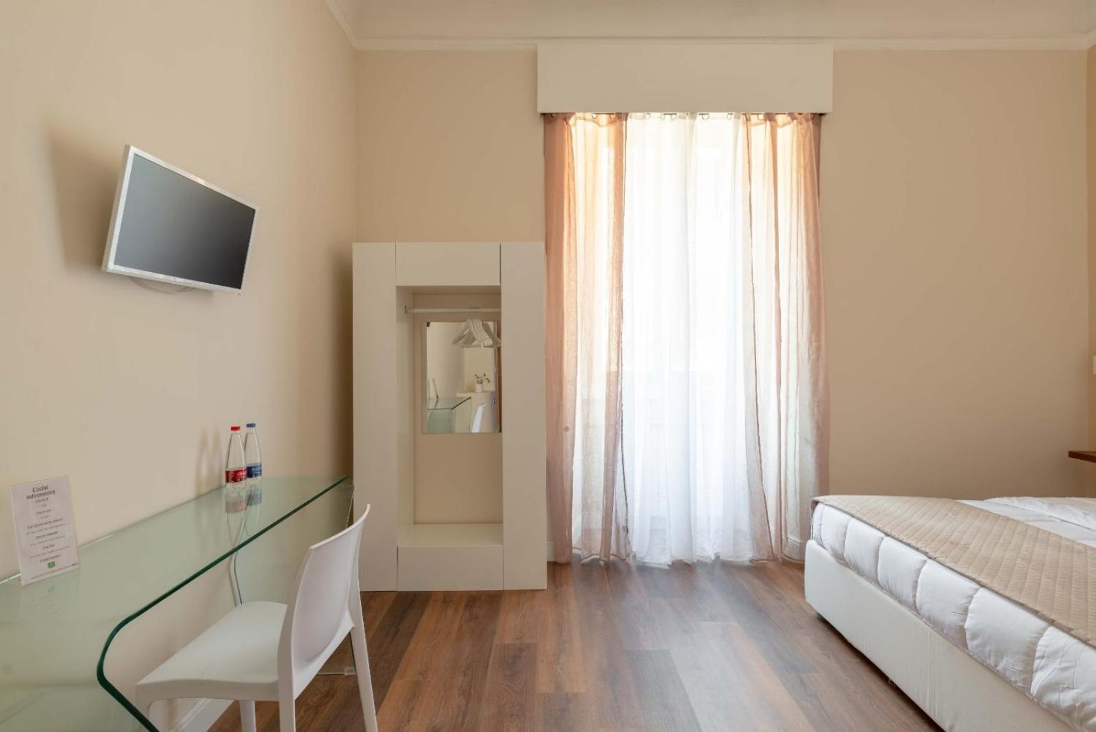 Clavdia Flat * Roma