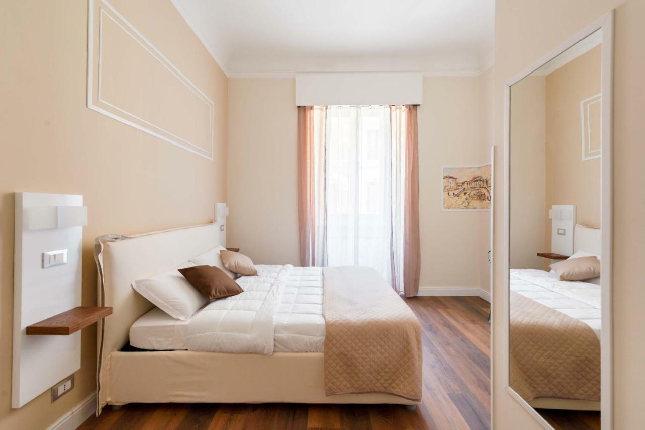 Clavdia Flat Pensión